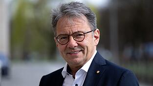 Thomas Karmasin, seit 30 Jahren Landrat in F&uuml;rstenfeldbruck, muss in die Stichwahl (Archivbid)