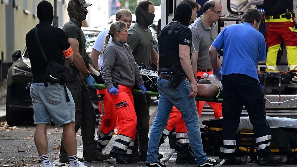 Der bei seiner Festnahme verletzte Schüler wird im Krankenhaus bewacht. (Archivbild) Der bei seiner Festnahme verletzte Schüler wird im Krankenhaus bewacht. (Archivbild)