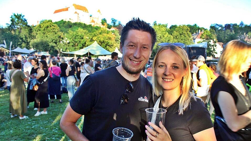 Fotos des&nbsp;ersten Open-Air-Abends auf der Ringelstecherwiese.&nbsp;