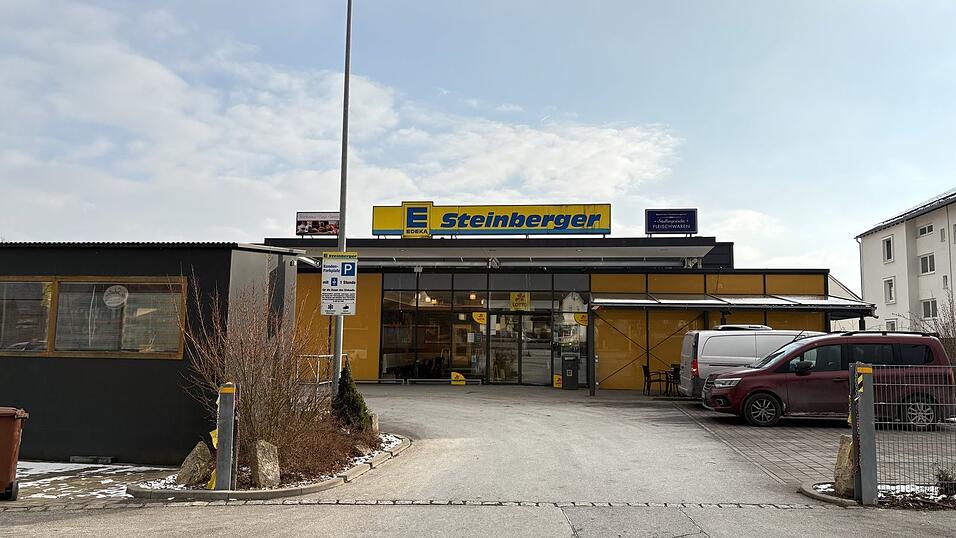 Der Edeka-Markt in der Darsteinerstra&szlig;e wird von der Familie Allescher &uuml;bernommen.