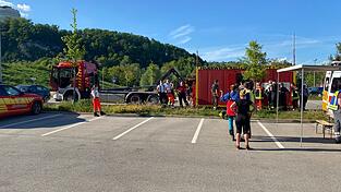 Gro&szlig;angelegte Personensuche der Polizei und weiterer Rettungskr&auml;fte am Mittwochnachmittag in Kelheim. Dort hatten Zeugen zuvor Hilfeschreie aus einem Waldst&uuml;ck geh&ouml;rt.