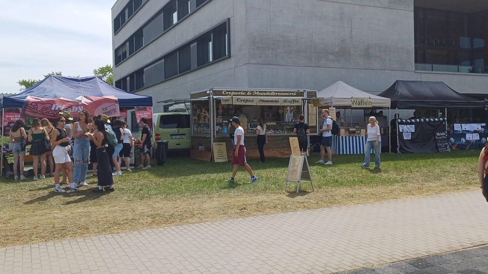 Das Campusfest verwandelte das Gel&auml;nde der OTH und der Uni Regensburg in eine Party-Area.