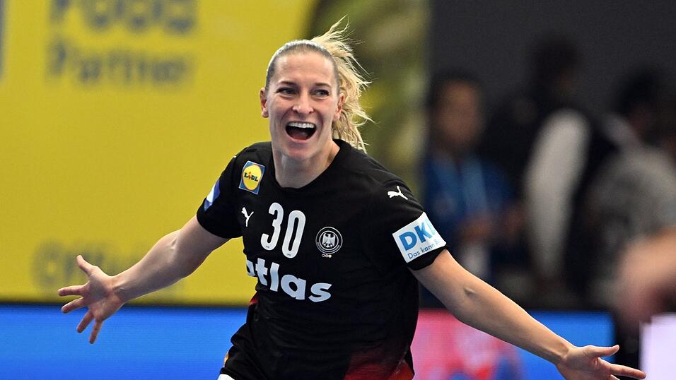 Für Rechtsaußen Jenny Behrend ist es schon jetzt der größte Erfolg im Nationalteam. Für Rechtsaußen Jenny Behrend ist es schon jetzt der größte Erfolg im Nationalteam.