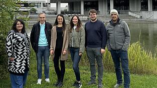 Dr. Eva M&uuml;ller, Florian Schmid, Theresa Edenharter, Dr. Theresa H&ouml;&szlig;, Dr. Jonas Blahnik und Dr. Marcel Flemming sind das Team hinter Pura Mundi.