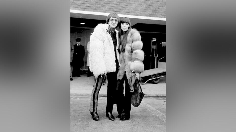 Unter dem Namen Sonny & Cher gelang dem Ehepaar mit «I Got You, Babe» ein Welthit. (Archivbild) Unter dem Namen Sonny & Cher gelang dem Ehepaar mit «I Got You, Babe» ein Welthit. (Archivbild)