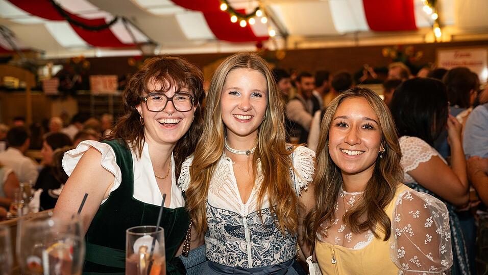 Die Partybilder vom Freitag, 14. August, aus dem Festzelt Greindl. Die Partybilder vom Freitag, 14. August, aus dem Festzelt Greindl.