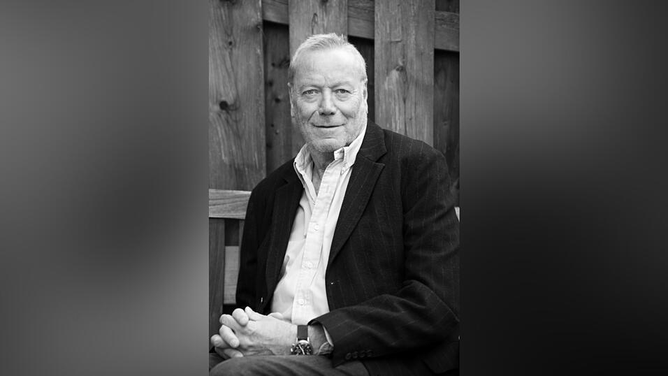 Autor Johann Wolfgang Nagel lebt südlich von München. Für ihn stand schon lange fest, dass Straubing der Schauplatz für seinen ersten Krimi wird. Autor Johann Wolfgang Nagel lebt südlich von München. Für ihn stand schon lange fest, dass Straubing der Schauplatz für seinen ersten Krimi wird.