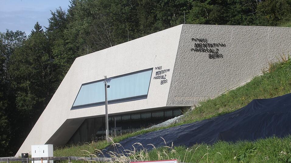 Die Dokumentation Obersalzberg ist ab Donnerstag geöffnet. Die Dokumentation Obersalzberg ist ab Donnerstag geöffnet.