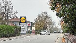 Derzeit ist der Discounter am Ortseingang f&uuml;r Kunden gesperrt.