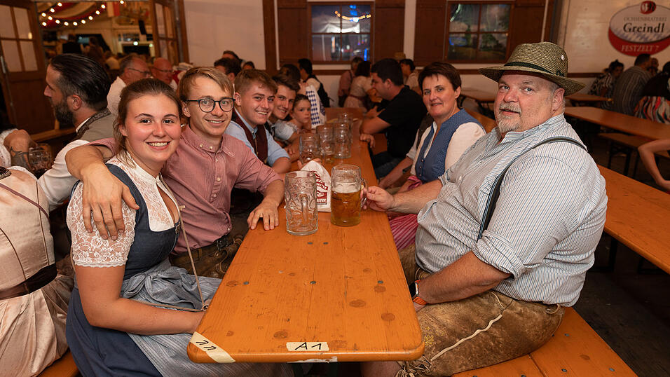 Die Partybilder vom Sonntag, 20. August 2023, aus dem Festzelt Greindl. Die Partybilder vom Sonntag, 20. August 2023, aus dem Festzelt Greindl.