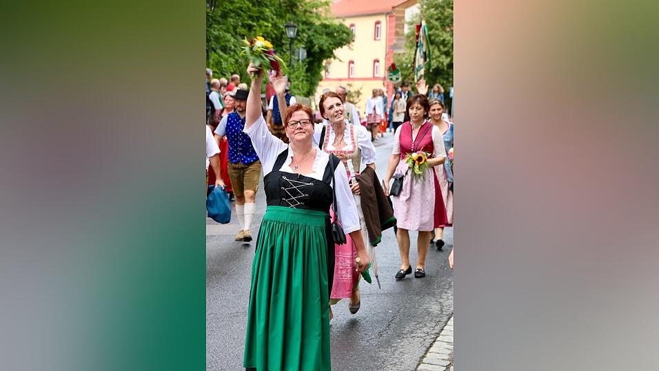 Die schönsten Augenblicke vom Auftakt des Drachenstichfestes am Samstagnachmittag in Furth im Wald. Die schönsten Augenblicke vom Auftakt des Drachenstichfestes am Samstagnachmittag in Furth im Wald.