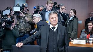 Haneck im Untersuchungsausschuss zum Atomausstieg. Haneck im Untersuchungsausschuss zum Atomausstieg.