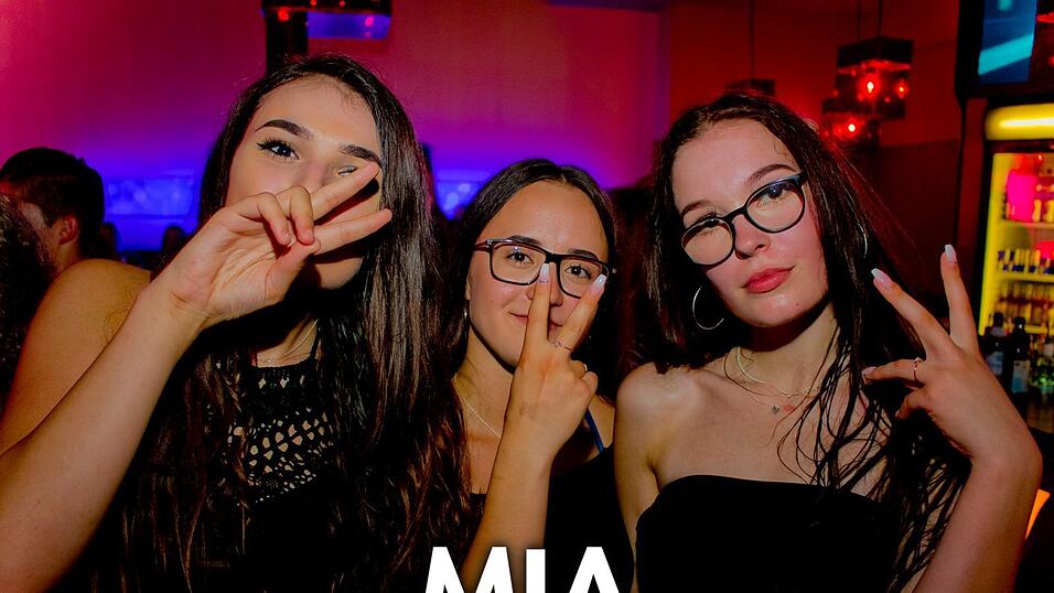 Beste Stimmung auf der Oberstufenparty im Mia Nightclub in Cham. Beste Stimmung auf der Oberstufenparty im Mia Nightclub in Cham.