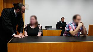 Die wegen Misshandlung eines Sechsjährigen angeklagten Eltern gaben die Vorwürfe vor Gericht teilweise zu. (Archivbild)