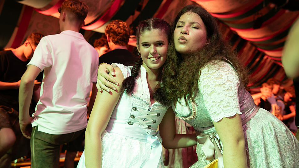 Die Partybilder vom Donnerstag, 14. August, aus dem Festzelt Weckmann. Die Partybilder vom Donnerstag, 14. August, aus dem Festzelt Weckmann.