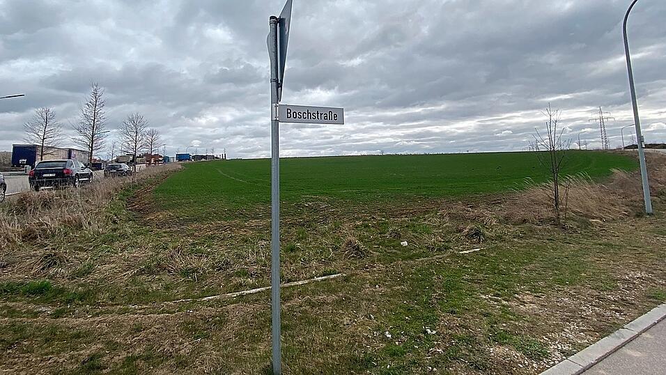 Der Rottenburger Stadtrat hat sich in den vergangenen Monaten des Öfteren mit den Schallschutz-Festsetzungen im Bebauungsplan „Industriegebiet Galgenlohe V“ beschäftigen müssen. Der Rottenburger Stadtrat hat sich in den vergangenen Monaten des Öfteren mit den Schallschutz-Festsetzungen im Bebauungsplan „Industriegebiet Galgenlohe V“ beschäftigen müssen.