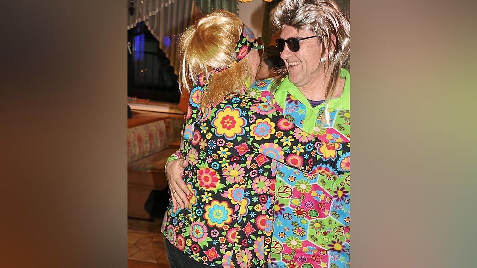 Landratskandidat Michael Multerer hatte sich unter die Menge gemischt.