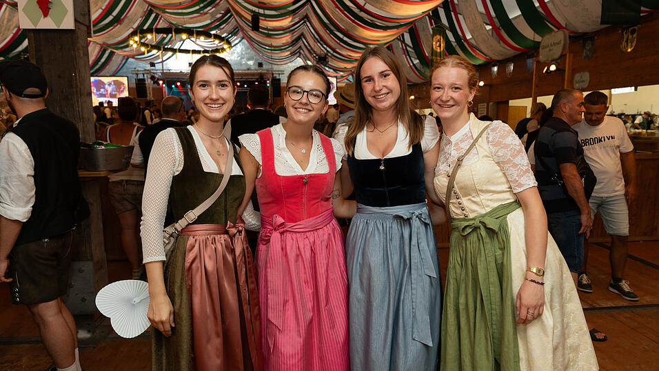 Die Partybilder vom Freitag, 16. August 2024, aus dem Festzelt Weckmann. Die Partybilder vom Freitag, 16. August 2024, aus dem Festzelt Weckmann.
