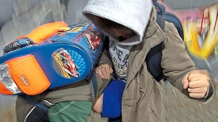 Schwer verletzt hat sich ein Sch&uuml;ler der Mittelschule Reisbach bei einer Auseinandersetzung mit einem Mitsch&uuml;ler w&auml;hrend der Pause. Zur Aufarbeitung des Hergangs wurde die Polizei eingeschaltet. (Symbolbild)