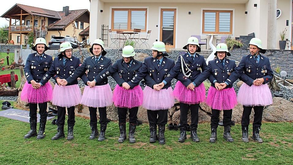 Der Schwanensee-Tanz war eine sehenswerte Einlage. Der Schwanensee-Tanz war eine sehenswerte Einlage.
