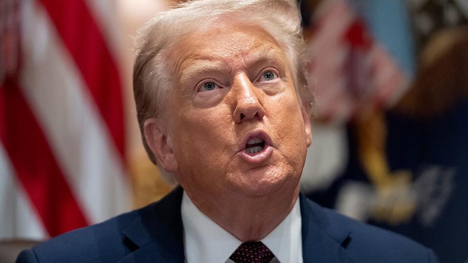 Ein US-Gericht hat eine Entscheidung zur Rechtsmäßigkeit von Trumps Zöllen getroffen. (Archivbild)