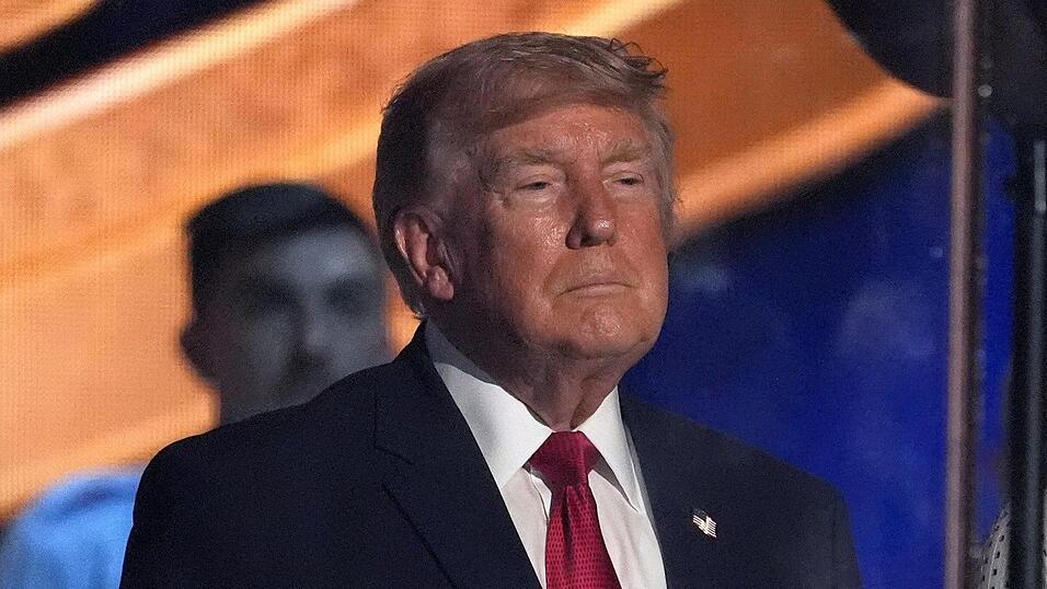 US-Präsident Donald Trump rühmt seine angeblichen politischen Erfolge. US-Präsident Donald Trump rühmt seine angeblichen politischen Erfolge.