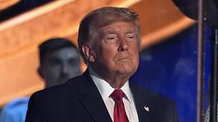 US-Pr&auml;sident Donald Trump r&uuml;hmt seine angeblichen politischen Erfolge.