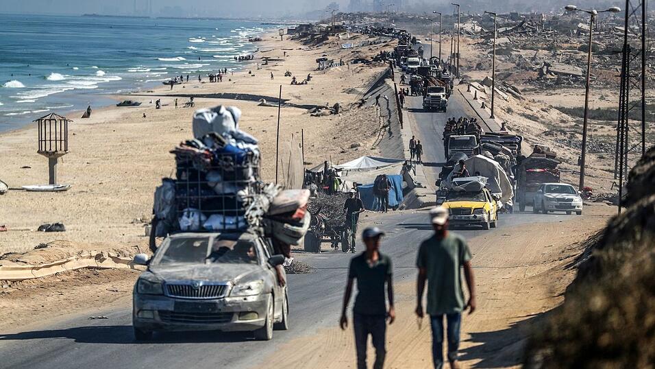 Vor Israels Einnahme der Stadt Gaza sollen Hunderttausende Palästinenser den größten Ort des Gazastreifens verlassen.