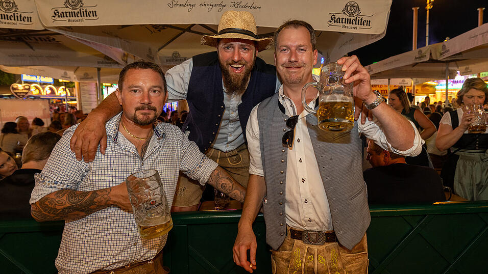 Die Partybilder vom Freitag, 9. August 2024, aus dem Festzelt Nothaft. Die Partybilder vom Freitag, 9. August 2024, aus dem Festzelt Nothaft.