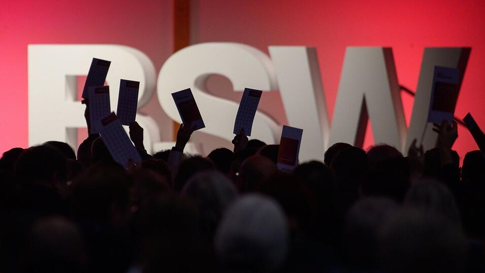 Rund 660 Delegierte bestimmen in Magdeburg mit.