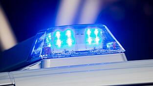 Die Polizei ist auf Zeugensuche. (Symbolbild) Die Polizei ist auf Zeugensuche. (Symbolbild)