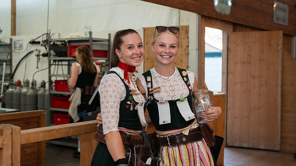 Die Partybilder vom Donnerstag, 13. August, aus dem Festzelt Weckmann. Die Partybilder vom Donnerstag, 13. August, aus dem Festzelt Weckmann.