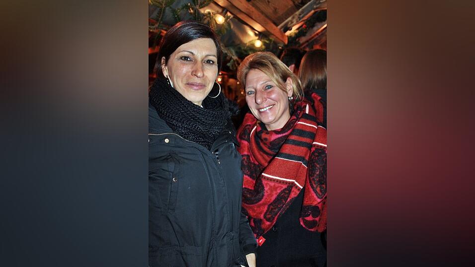 Bei einem schweren Unfall in der Gemeinde Frontenhausen sind zwei Menschen verletzt worden. Bei einem schweren Unfall in der Gemeinde Frontenhausen sind zwei Menschen verletzt worden.