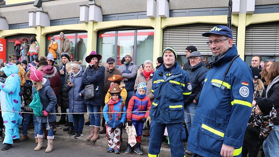 Beim Bogener Faschingsumzug war einiges geboten.
