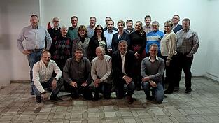 Die Kandidaten der „Unabhängige Wählergemeinschaft Bad Kötzting und Land“ mit Listenführer Ludwig Kern (vorne, 2.v.r.). Die Kandidaten der „Unabhängige Wählergemeinschaft Bad Kötzting und Land“ mit Listenführer Ludwig Kern (vorne, 2.v.r.).