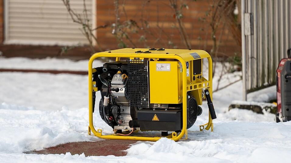 Für den Fall eines Stromausfalles wie aktuell in Berlin sieht Bayerns Innenminister Joachim Herrmann (CSU) den Freistaat gut vorbereitet. (Archivbild) Für den Fall eines Stromausfalles wie aktuell in Berlin sieht Bayerns Innenminister Joachim Herrmann (CSU) den Freistaat gut vorbereitet. (Archivbild)