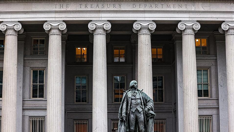 Eine Reihe rassistischer Beitr&auml;ge wird f&uuml;r einen 25-J&auml;hrigen aus dem Doge-Team wohl folgenlos bleiben. (Archivbild)