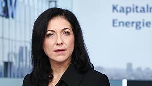 Wirtschaftsministerin Reiche wirbt in Frankfurt für den Standort Deutschland Wirtschaftsministerin Reiche wirbt in Frankfurt für den Standort Deutschland