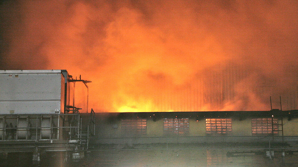 Bei dem Brand in der Irlbacher Schlossbrauerei entstand ein Millionenschaden. Foto: kamera24.tv