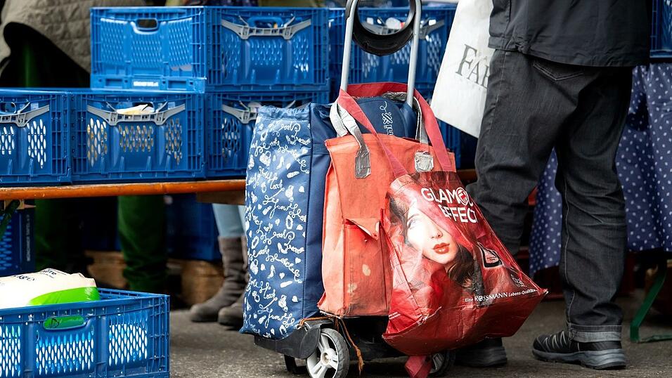 In einigen St&auml;dten in Bayern legen die Tafeln eine Sommerpause ein. Die Tafel in M&uuml;nchen bleibt ge&ouml;ffnet. (Archivbild)