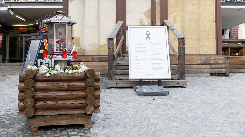 Nach der Brandkatastrophe in Crans-Montana wird Pyrotechnik in &ouml;ffentlich zug&auml;nglichen R&auml;umen in der Schweiz verboten. (Archivbild)