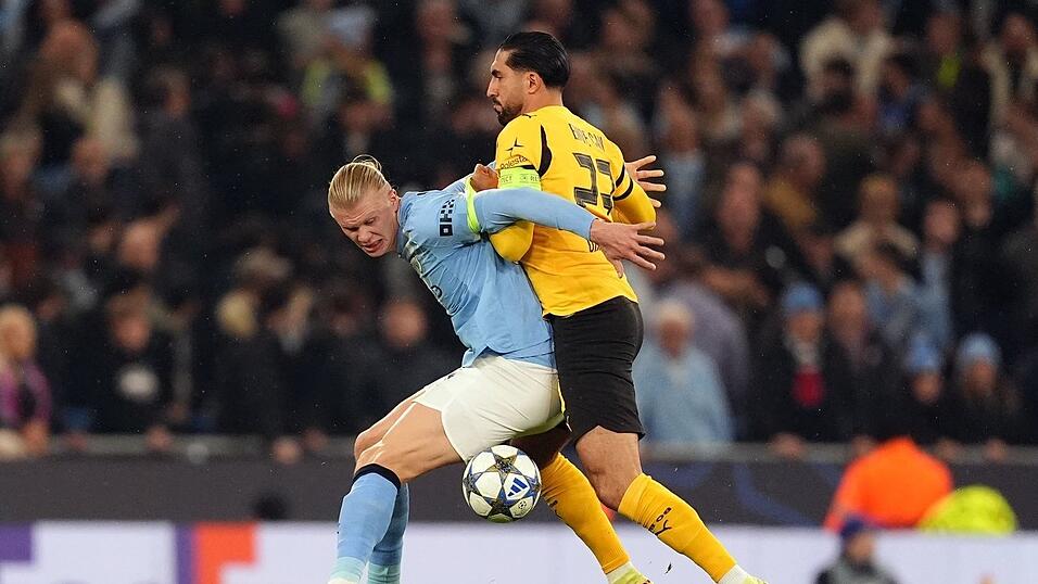 Emre Can (r) spielte erstmals nach langer Zwangspause wieder. Emre Can (r) spielte erstmals nach langer Zwangspause wieder.