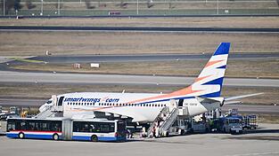 Es ist bereits der zweite Charterflug für Afghaninnen und Afghanen, die von Islamabad nach Deutschland gebracht werden.