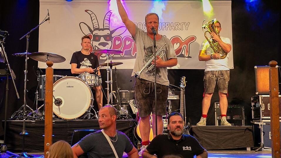 Die Partybilder von Montag, 15. August 2022, aus dem Festzelt Nothaft.