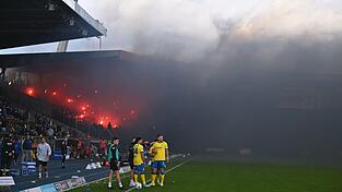 Kurz nach der Pause wurde das Spiel in Braunschweig unterbrochen.