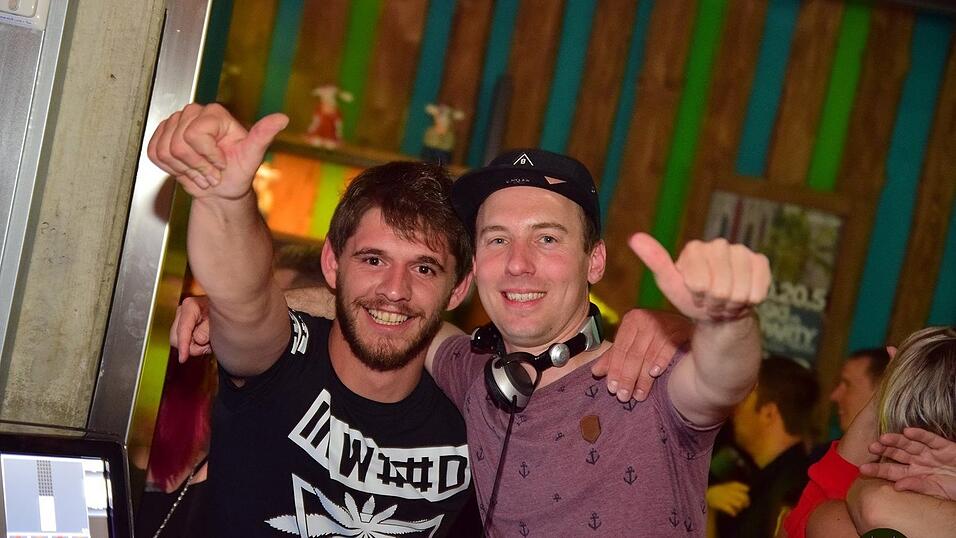 'Hoch die Hände, Wochenende' - so 'Wuid' wurde gefeiert in Straubing. 'Hoch die Hände, Wochenende' - so 'Wuid' wurde gefeiert in Straubing.