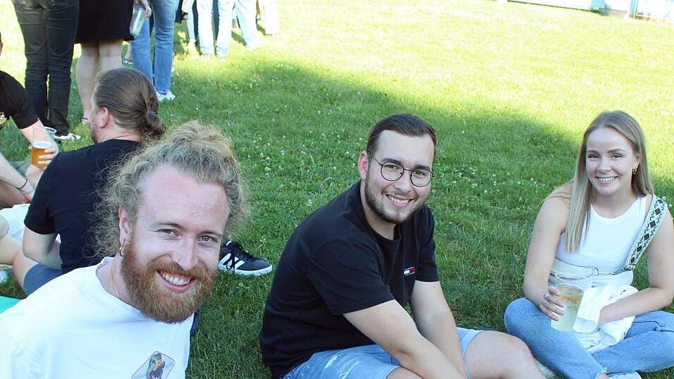 Fotos des&nbsp;ersten Open-Air-Abends auf der Ringelstecherwiese.&nbsp;