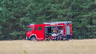 Bayerische Kommunen haben sich bei der Erneuerung der Flotte für ihre Feuerwehren zu einer Sammelbestellung zusammengetan (Archivbild). Bayerische Kommunen haben sich bei der Erneuerung der Flotte für ihre Feuerwehren zu einer Sammelbestellung zusammengetan (Archivbild).