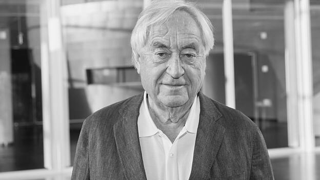 Der niederl&auml;ndische Schriftsteller Cees Nooteboom ist tot.