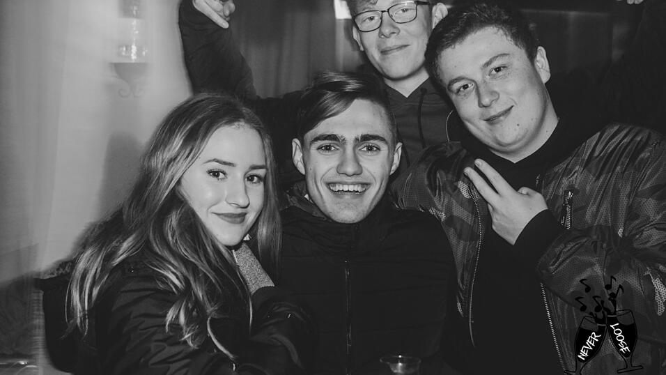 Beste Stimmung am Wochenende im Never Loose in Straubing.